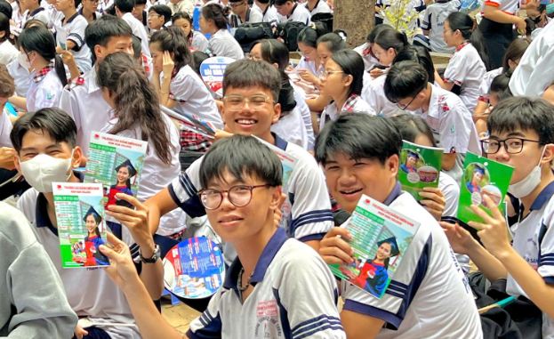 Tư vấn tuyển sinh 2025