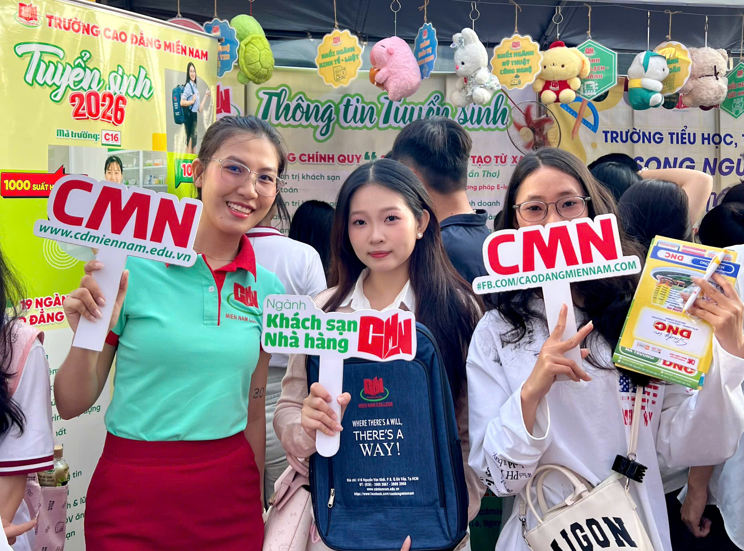Cao đẳng Miền Nam tư vấn tuyển sinh tại ĐH Nam Cần Thơ