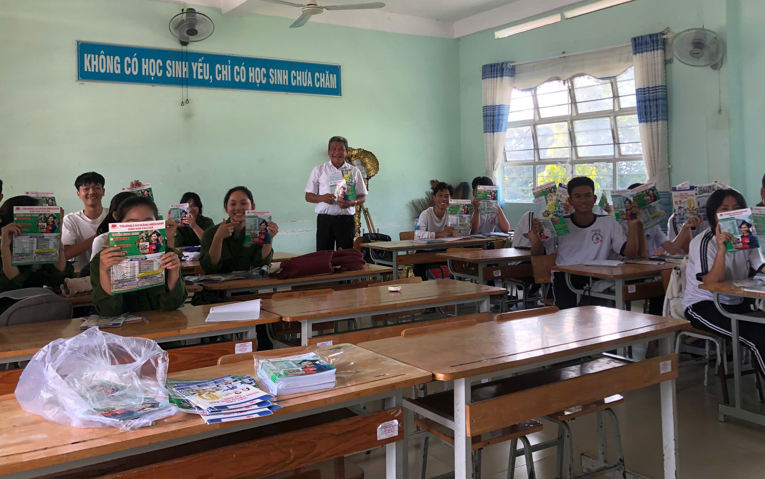 Trường Cao đẳng Miền Nam tư vấn tuyển sinh tại THPT Đạm Ri