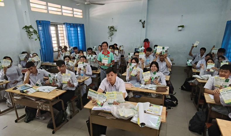 Cao đẳng Miền Nam tư vấn tuyển sinh tại THPT L&ecirc; Qu&yacute; Đ&ocirc;n